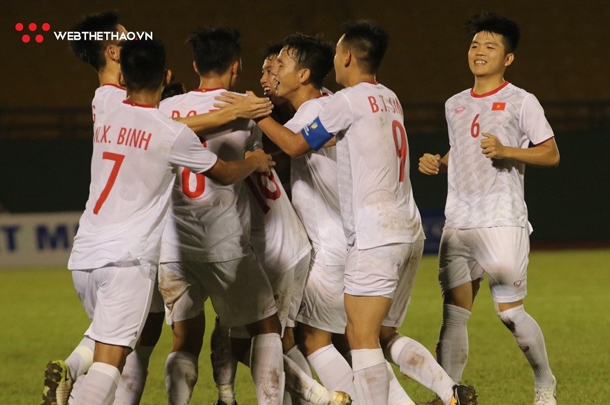 Thắng đậm U18 Singapore, HLV Hoàng Anh Tuấn chuyển sang “bắt mạch” Thái Lan
