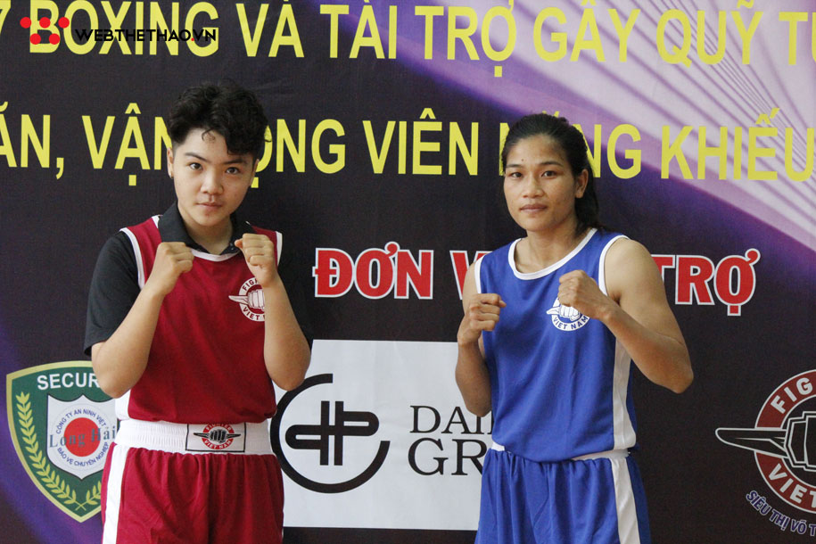 Toàn cảnh buổi cân giải Boxing B7, nữ hoàng Muay Việt cũng tham gia