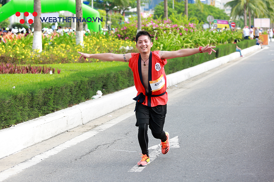 Những trang phục độc đáo và cá tính nhất Manulife Danang International Marathon 2019 Những trang phục độc đáo và cá tính nhất Manulife Danang International Marathon 2019