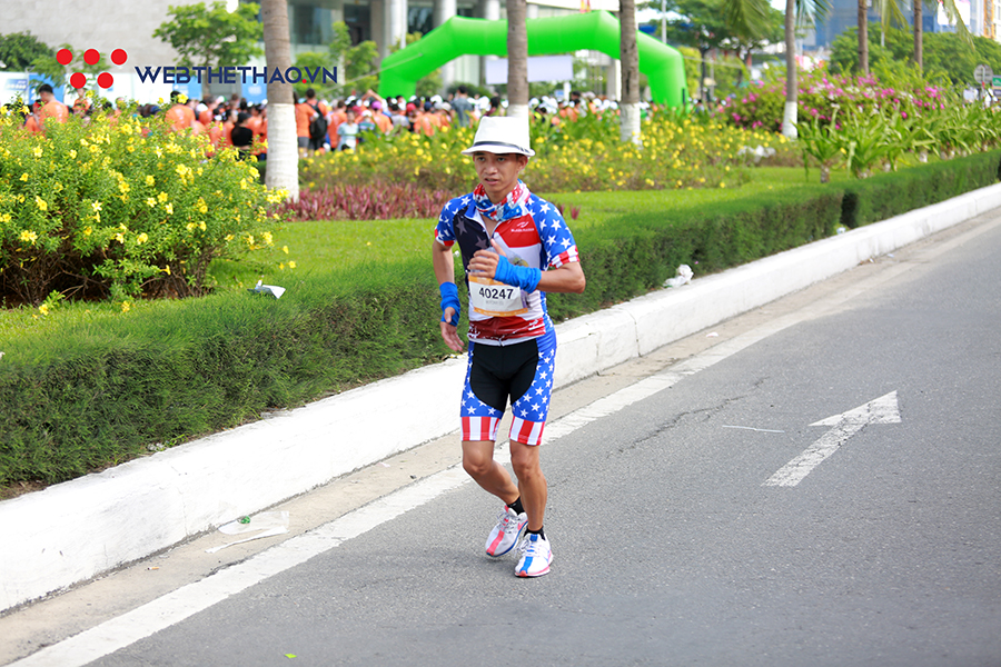 Những trang phục độc đáo và cá tính nhất Manulife Danang International Marathon 2019 Những trang phục độc đáo và cá tính nhất Manulife Danang International Marathon 2019