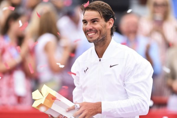 Nadal đạt cột mốc chỉ có Federer và Jimmy Connors làm được