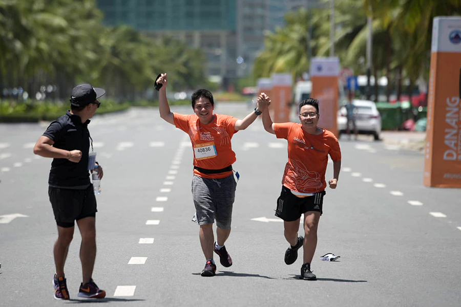 Chàng trai 120kg, mối lương duyên với chạy bộ và nhiếp ảnh gia tại DNIM 2019 Chàng trai 120kg, mối lương duyên với chạy bộ và nhiếp ảnh gia tại DNIM 2019