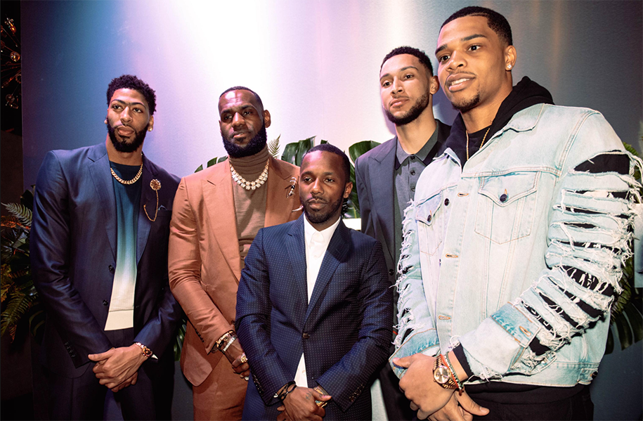Người đại diện LeBron James gửi tâm thư, NCAA lập tức thay đổi luật
