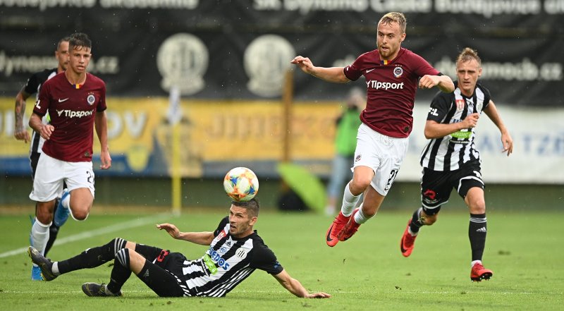 Soi kèo bóng đá Trabzonspor vs Sparta Praha 00h30, 16/8 (vòng sơ loại cúp C2 châu Âu)