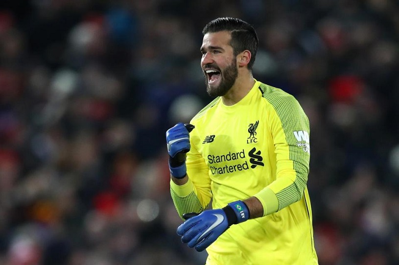 Thống kê của Alisson với Liverpool chỉ ra nhiệm vụ nặng nề cho Adrian