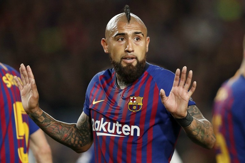 Chuyển nhượng Barca 16/8: Vidal trở thành "vật tế thần" mới cho Neymar