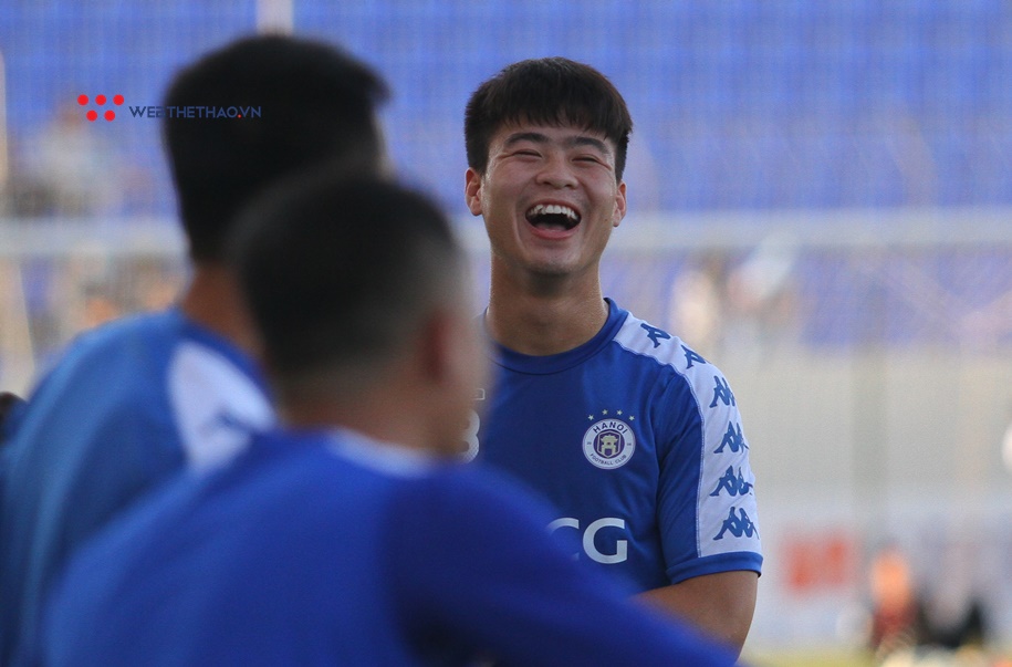 Điều gì khiến Duy Mạnh chưa nghĩ đến chức vô địch V.League 2019 cùng Hà Nội?