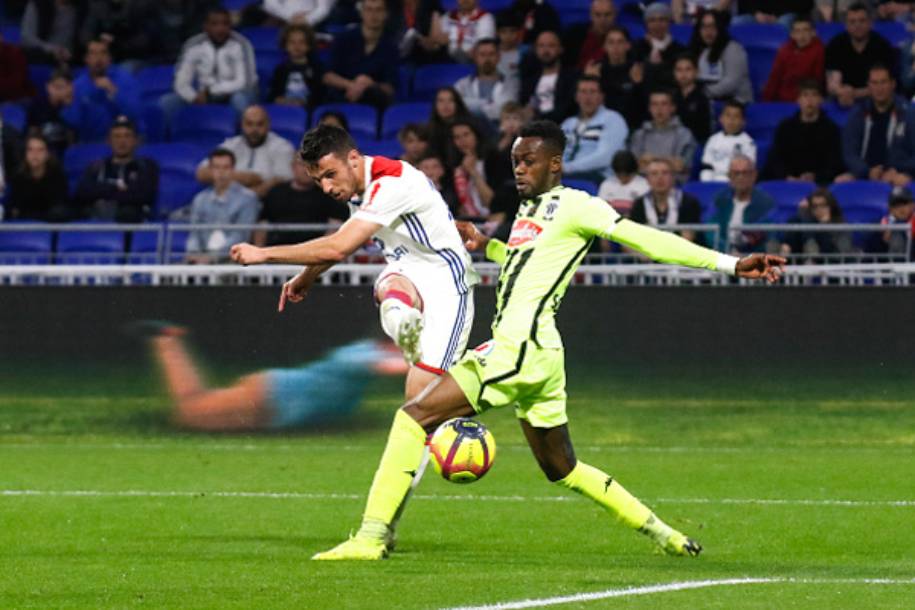 Link xem bóng đá trực tuyến Lyon vs Angers (01h45, 17/8)
