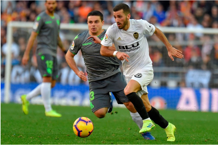 Soi kèo Valencia vs Sociedad 00h00, 18/08 (Vòng 1 VĐQG Tây Ban Nha)