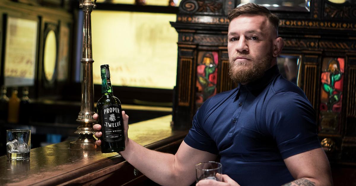 Conor McGregor bị điều tra vì tấn công một người cao tuổi tại quán bar Conor McGregor bị điều tra vì tấn công một người cao tuổi tại quán bar
