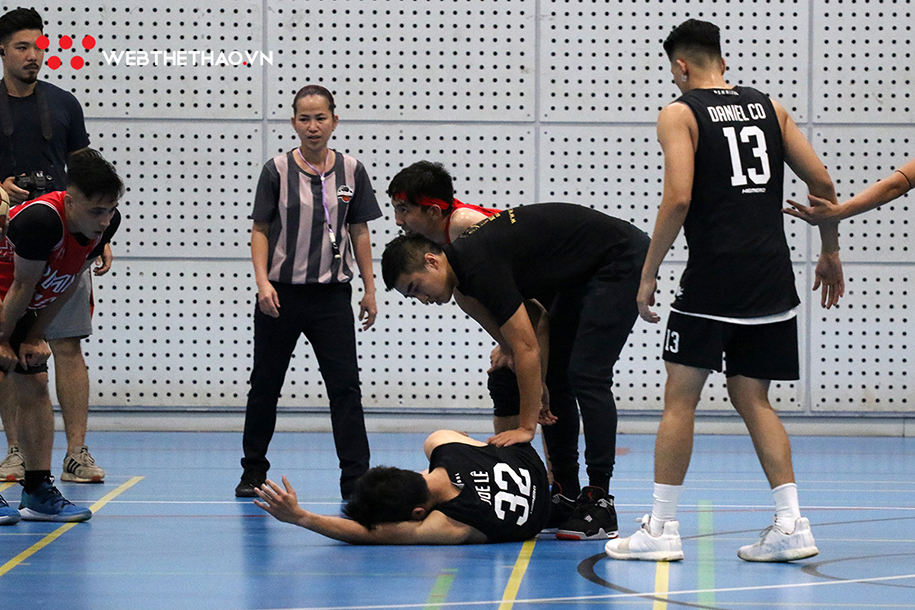 RMIT Autumn Basketball Cup 2019: Sân chơi đánh dấu sự ra mắt của HLV Stefan Nguyễn RMIT Autumn Basketball Cup 2019: Sân chơi đánh dấu sự ra mắt của HLV Stefan Nguyễn