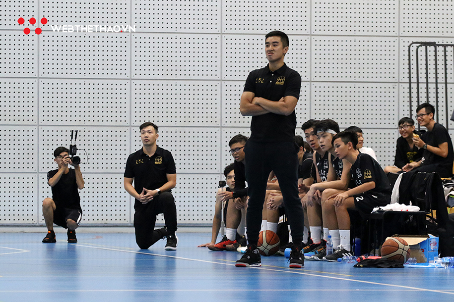 RMIT Autumn Basketball Cup 2019: Sân chơi đánh dấu sự ra mắt của HLV Stefan Nguyễn RMIT Autumn Basketball Cup 2019: Sân chơi đánh dấu sự ra mắt của HLV Stefan Nguyễn