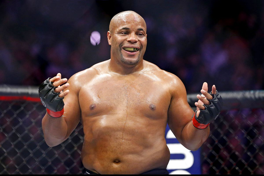 Daniel Cormier "Tôi sống ngay tại đây và ngay lúc này"