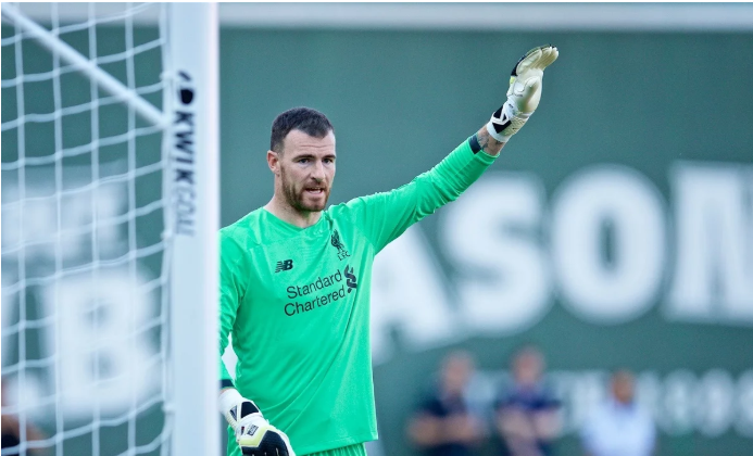 Chân dung thủ môn già nhất thế kỷ mà Liverpool có thể phải dùng trước Southampton