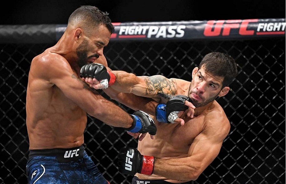 Nhận định Cory Sandhagen vs Raphael Assuncao tại UFC 241 (09h00, 18/8 )