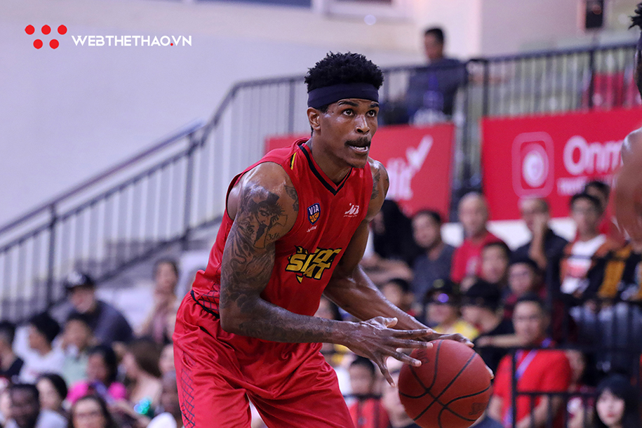 Saigon Heat bay cao vào VBA Playoffs 2019 với chiến thắng thăng hoa trước Dragons