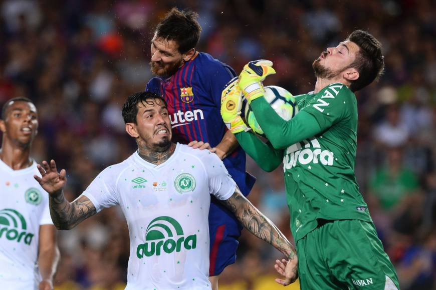 Soi kèo bóng đá Chapecoense vs Avai 05h00, 19/8 (vòng 15 giải VĐQG Brazil)