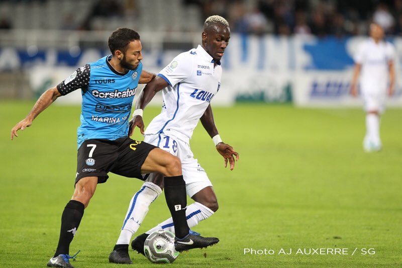 Soi kèo bóng đá Auxerre vs Guingamp 01h45, 20/08 (Vòng 4 giải hạng 2 Pháp)