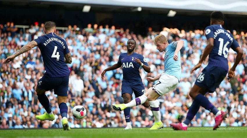 Cách Pep Guardiola sử dụng De Bruyne là ác mộng với các đối thủ