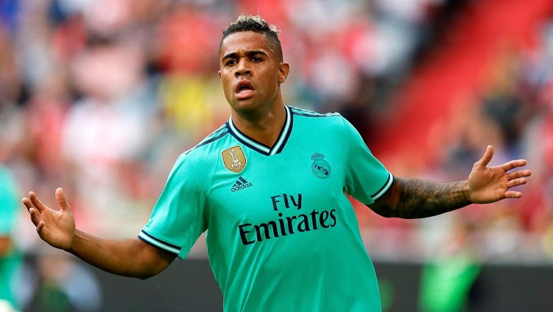 Chuyển nhượng Real Madrid 20/8: Real sẽ bán Mariano cho Milan