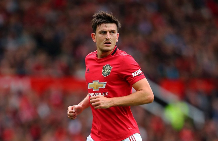 Ronaldo ám chỉ MU bị hớ vì chi 100 triệu euro mua Maguire