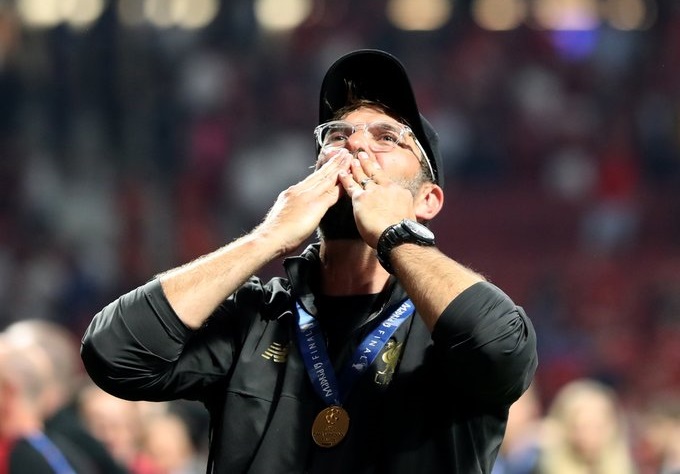 Klopp khiến Liverpool lo lắng với tuyên bố nghỉ hưu