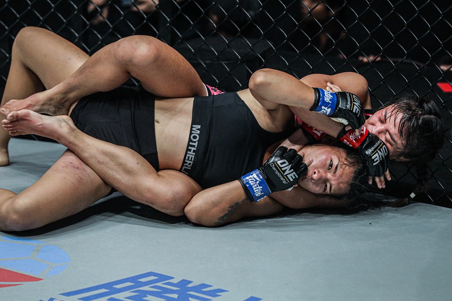 Stamp Fairtex sẽ trở thành nhà vô địch 3 thể thức của ONE Championship? Stamp Fairtex sẽ trở thành nhà vô địch 3 thể thức của ONE Championship?