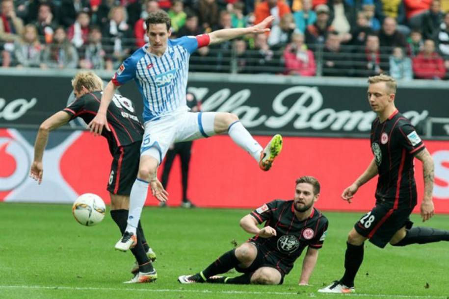 Link xem bóng đá trực tuyến Strasbourg vs Eintracht Frankfurt (01h30, 23/8)