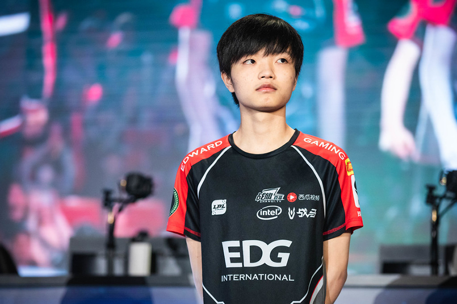 Playoff LPL mùa Hè 2019: EDG hạ gục SN sau 4 ván đấu