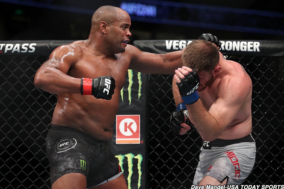 Không muốn Daniel Cormier giải nghệ, Dana White nhắm kèo Cormier vs Miocic 3 Không muốn Daniel Cormier giải nghệ, Dana White nhắm kèo Cormier vs Miocic 3