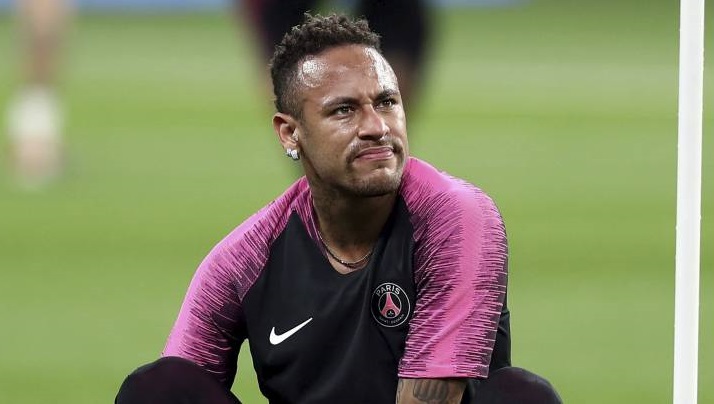 Barca đưa ra đòi hỏi khó xử cho Neymar trước khi chuyển nhượng