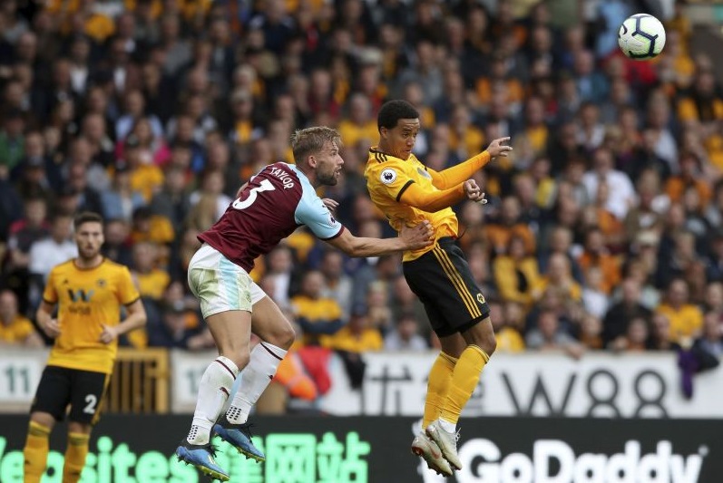 Soi kèo bóng đá Wolves vs Burnley 22h30, 25/8 (Ngoại hạng Anh)