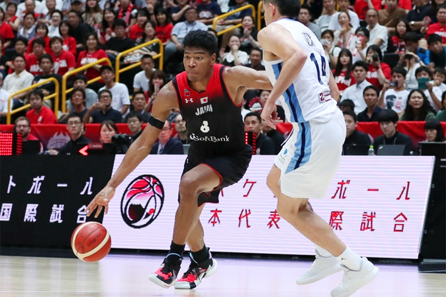 Tân binh Nhật Bản Rui Hachimura oanh tạc ĐT Argentina trong trận giao hữu