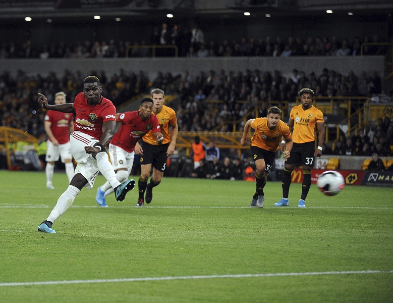 Rashford bị CĐV MU phân biệt chủng tộc như Pogba vì đá hỏng phạt đền