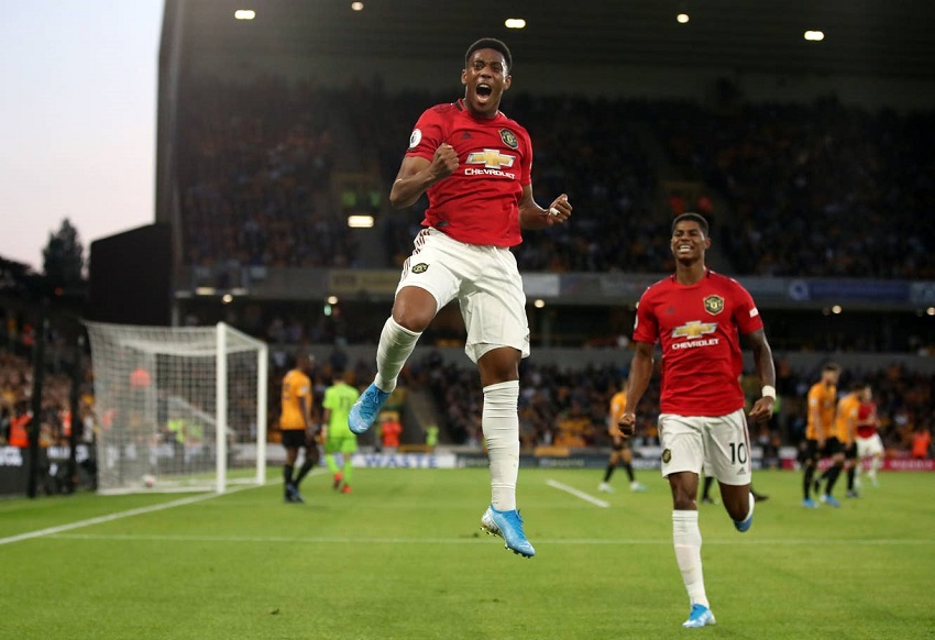 Martial và Rashford truyền cảm hứng cho MU bằng bí quyết trên sân tập
