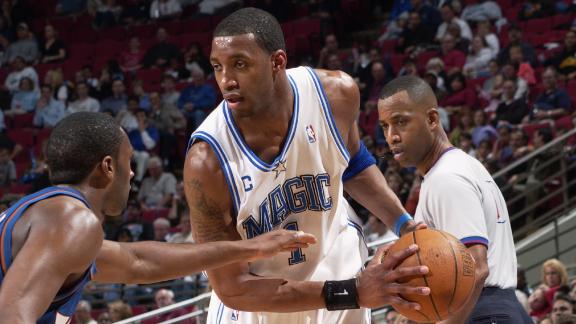 Đội hình những ngôi sao chấn thương đáng tiếc nhất lịch sử NBA