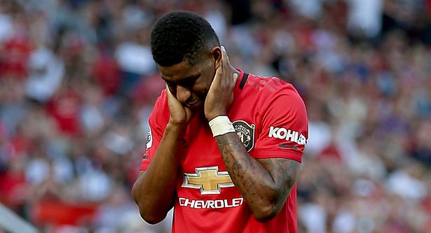 Rashford bị CĐV MU phân biệt chủng tộc như Pogba vì đá hỏng phạt đền
