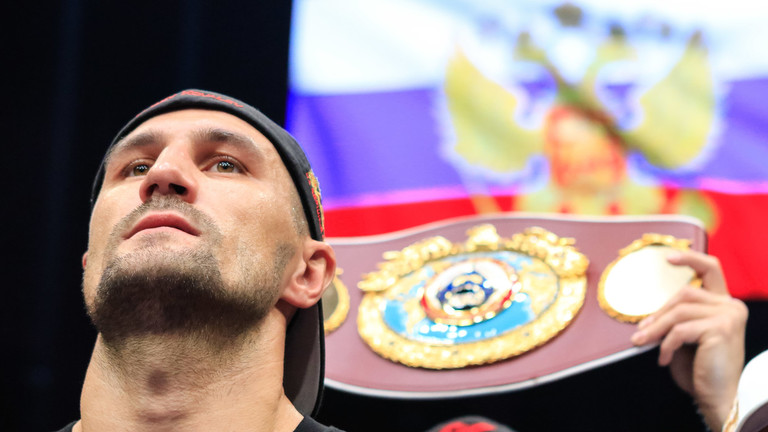 Sergey Kovalev nói gì về khả năng thượng đài với Canelo Alvarez?