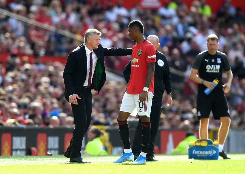 Solskjaer phản ứng gì sau khi Rashford sút hỏng penalty cho MU?