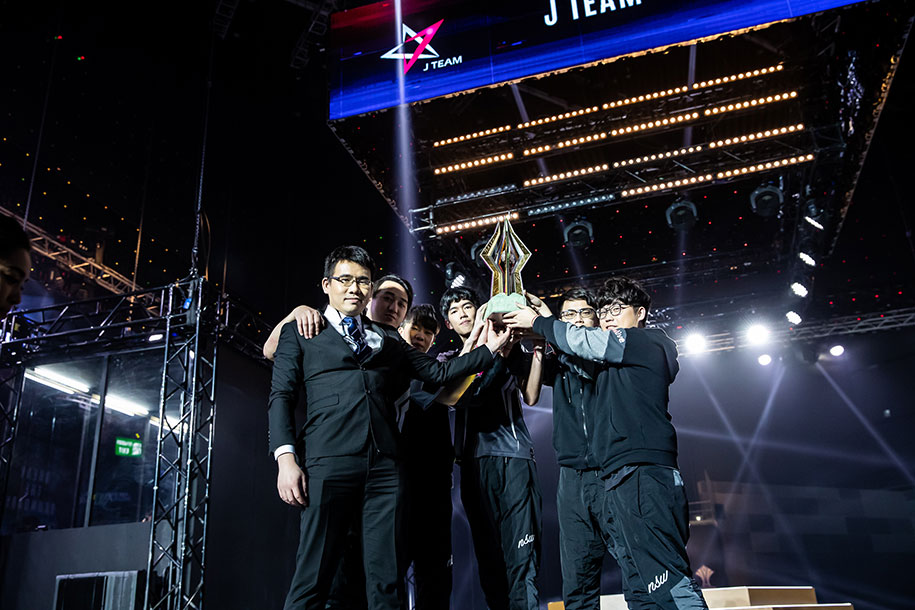 Đấu trường Danh Vọng Mùa Đông công bố giải thưởng 100 triệu cho MVP Đấu trường Danh Vọng Mùa Đông công bố giải thưởng 100 triệu cho MVP