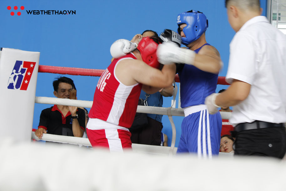 Những hình ảnh đáng nhớ từ giải Boxing B7 Những hình ảnh đáng nhớ từ giải Boxing B7