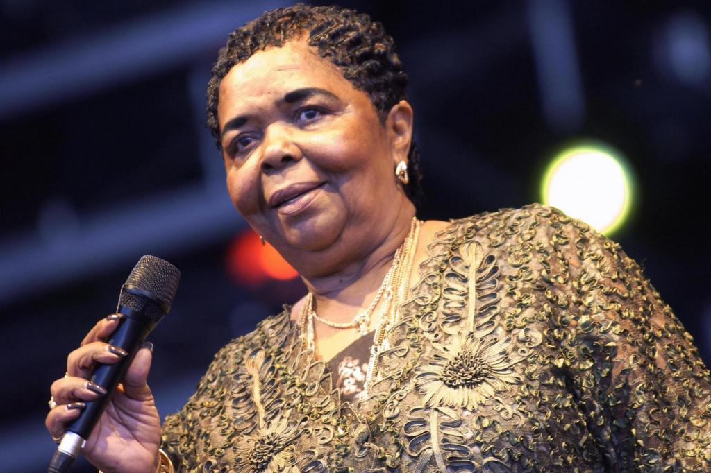 Cesária Évora và bóng đá: Niềm tự hào của đất nước Cape Verde