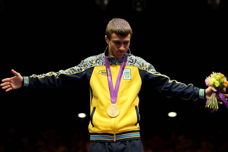 Lomachenko vs Campbell, sự đối lập của 2 nhà vô địch Olympic: Phần 1 - Vasyl Lomachenko Lomachenko vs Campbell, sự đối lập của 2 nhà vô địch Olympic: Phần 1 - Vasyl Lomachenko