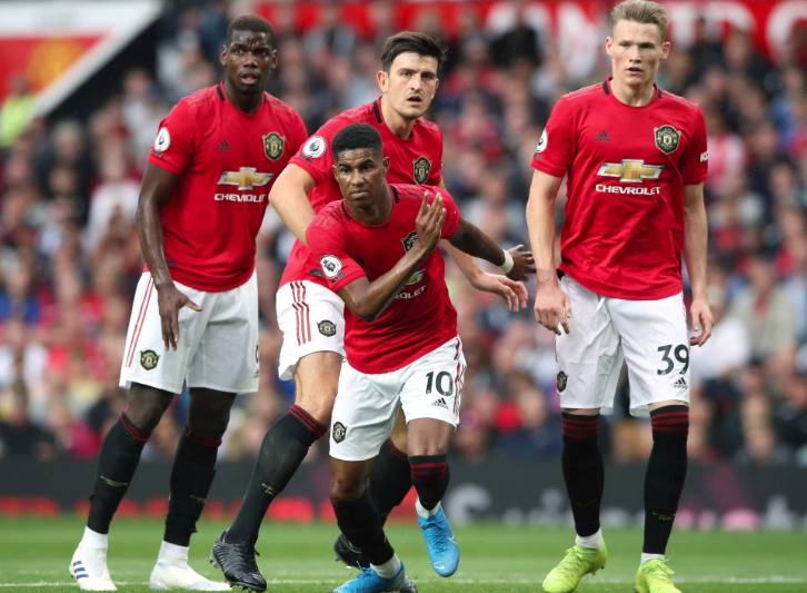 Huyền thoại Arsenal đưa ra lời khuyên cho MU về đá penalty