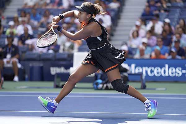 Kết quả quần vợt US Open: ĐKVĐ Naomi Osaka suýt bị nghiệp quật!