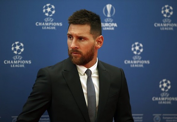 Van Dijk vượt Ronaldo, Messi để trở thành cầu thủ xuất sắc nhất năm của UEFA