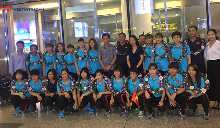 Tuyết Dung thổ lộ tâm nguyện sau khi vô địch AFF Cup trên đất Thái