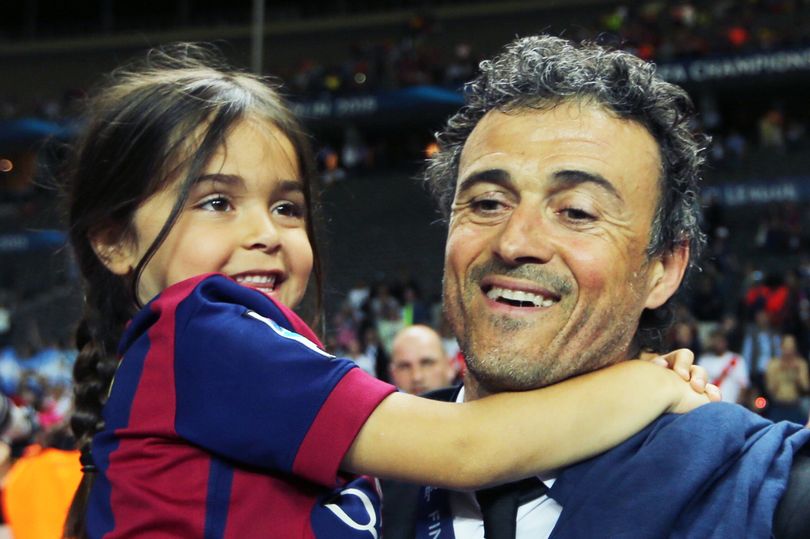 Con gái 9 tuổi của HLV Luis Enrique qua đời