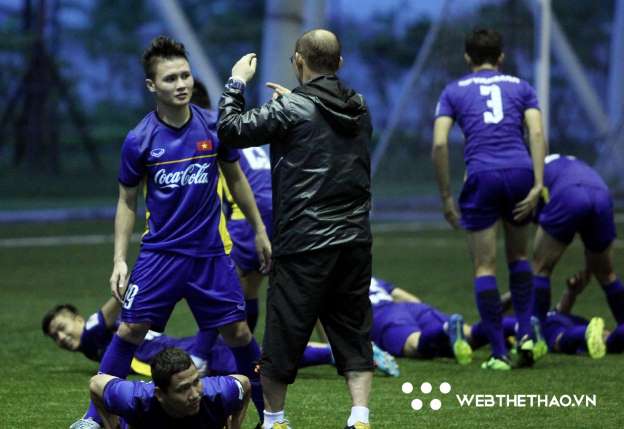 Quang Hải, Bùi Tiến Dũng trở về nước, tiếp viện cho các ĐT Việt Nam