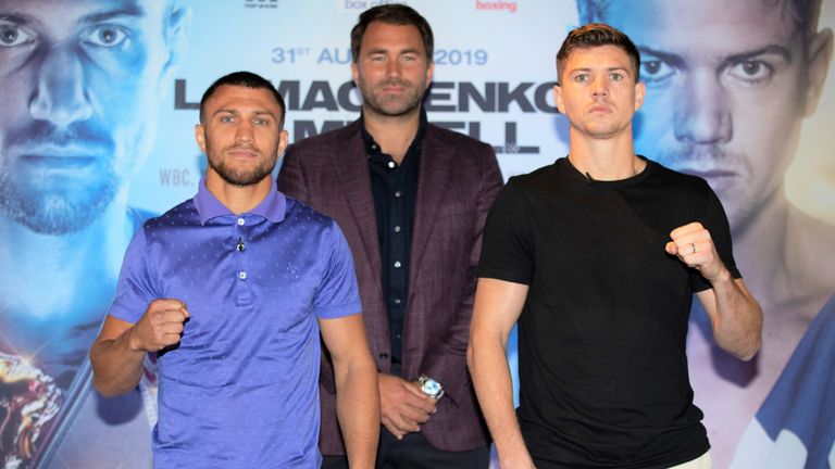 Anthony Joshua "bày mưu" giúp Luke Campbell thắng Vasyl Lomachenko